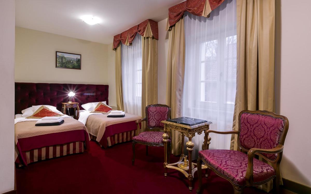 Hotel Stary Zdroj Swieradow-Zdroj Luaran gambar