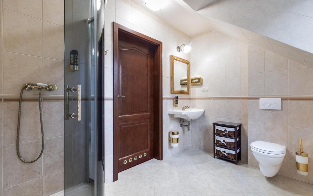 Hotel Stary Zdroj Swieradow-Zdroj Luaran gambar