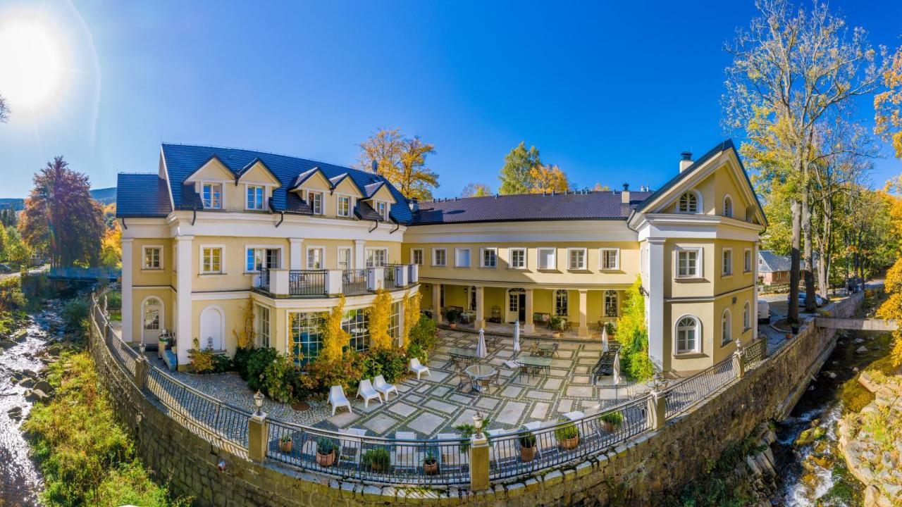 Hotel Stary Zdroj Swieradow-Zdroj Luaran gambar