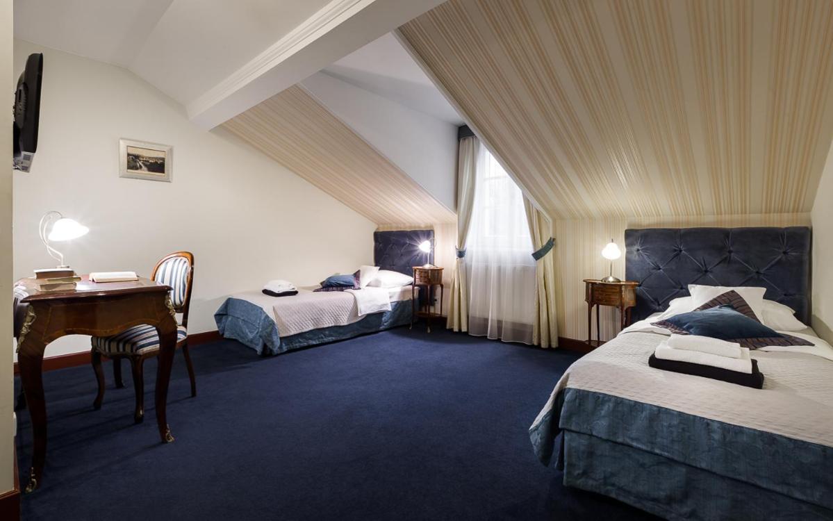 Hotel Stary Zdroj Swieradow-Zdroj Luaran gambar