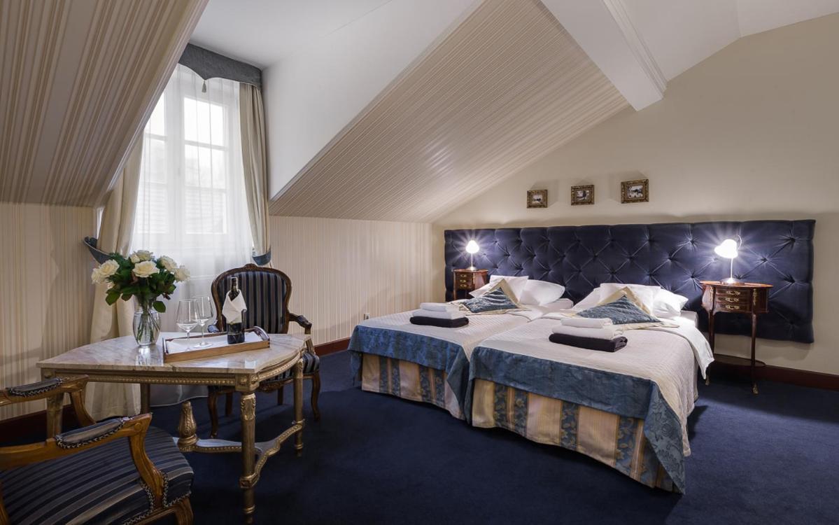 Hotel Stary Zdroj Swieradow-Zdroj Luaran gambar